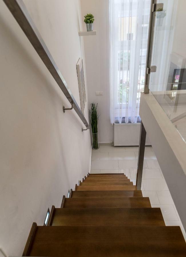 Prime Park Apartment Budapest Eksteriør billede